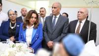 وزيرة التنمية ومحافظ كفر الشيخ يزوران رئيسة قرية أُصيبت خلال تنفيذ إزالة تعديات