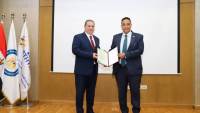 الهيئة المصرية العامة للمواصفات تمنح الشركة المصرية لإنتاج الإيثيلين ومشتقاته "إيثيدكو" شهادة التحقق من تقرير البصمة المائية