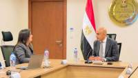 وزير التعليم يبحث مع الأمين العام للاتحاد الدولي للرياضة المدرسية تعزيز التعاون واستضافة البطولات الدولية