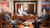 وزير الرى يبحث أعمال تطوير منظومة إدارة وتشغيل السد العالي وخزان أسوان