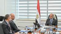 وزير الاستثمار والتجارة الخارجية يبحث مع شركة بروكتر آند جامبل خططها الاستثمارية وزيادة الصادرات من مصر