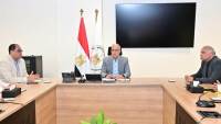 سويلم يستعرض "المنظومة الرقمية لتوثيق الأملاك العامة وأراضي طرح النهر ذات الصلة بنهر النيل"