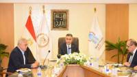 وزير التنوين يطمئن على المخزون الاستراتيجي من السلع الأساسية ويستعرض خطط تطوير الشركات التابعة