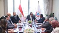 وزير الصحة يبحث مع الأمين العام لمؤسسة الجارحي تعزيز التعاون لدعم القطاع الصحي
