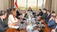 وزير التموين يبحث مع شركة أورانج مصر سبل التعاون في تنفيذ المشروع القومي “كاري أون”