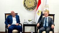  وزير الاستثمار يلتقي محافظ مطروح لبحث الاستفادة من أنظمة الاستثمار المختلفة لدعم جهود التنمية بالمحافظة