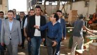وزير الصناعة يتفقد 4 مصانع للأخشاب والأثاث بالمنطقة الصناعية بدمياط الجديدة