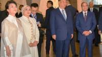 الرئيس السيسي وقرينته يصطحبان رئيس الصين وقرينته في جولة بالمتحف المصري الكبير