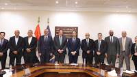 وزير الاتصالات وتكنولوجيا المعلومات يبحث مع وفد جمعية رجال الأعمال المصريين فرص الاستثمار في صناعة التعهيد ويستعرض مشروعات التحول الرقمي