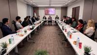 وزير التخطيط يلتقي عددًا من رواد الأعمال والشركات الناشئة للمصريين بالإمارات لبحث سبل دعمهم بالخارج