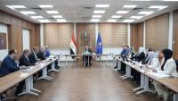رئيس هيئة الدواء يبحث مع ممثلي غرفة صناعة الدواء تعزيز الشراكة ودعم تنافسية الصناعة الوطنية