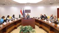 وزير الاتصالات يبحث مع سفير الهند بالقاهرة التعاون في مجالات الذكاء الاصطناعي