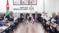 وزير العمل يبحث مع نظيره الأردني تعزيز  سبل التعاون وتنظيم سوق العمل