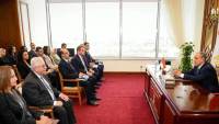 وزير الخارجية يلتقي أعضاء الدفعة ٥٩ من الملحقين الدبلوماسيين المعينين حديثاً