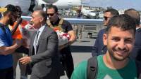 وصول البحارة المصريين إلى مقديشيو تمهيدًا لسفرهم إلى القاهرة برفقه السفير المصري
