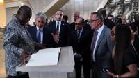 رئيس جمهورية جنوب أفريقيا يزور المتحف المصري الكبير ومنطقة أهرامات الجيزة بمرافقة وزير السياحة والآثار