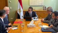 وزير الصحة يبحث مع «فريزينيوس ميديكال كير» الارتقاء بخدمات مرضى الاعتلال الكلوي على هامش قمة برلين