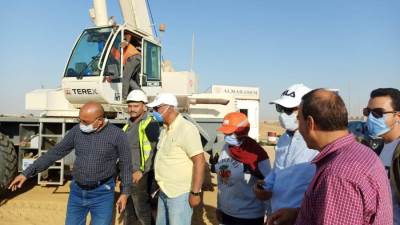 نائب "المجتمعات العمرانية" يتفقد أعمال تأسيس مرافق العاصمة الإدارية