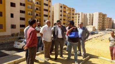 "المجتمعات العمرانية" تتجول في مشروعات مدينة حدائق أكتوبر للاطمئنان على سير العمل