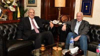 محلب يهنىء مجلس إدارة المقاولون العرب الجديد