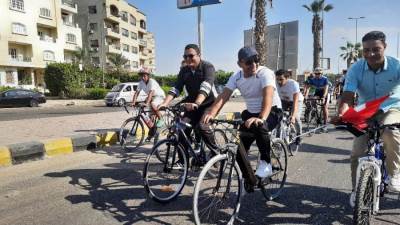  ماراثون للدراجات ضمن احتفالية جهاز مدينة 6 أكتوبر بالعيد القومى (٤١) للمدينة