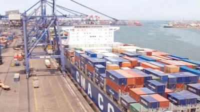 جمارك بورسعيد تجني 3.094 مليار جنيه في سبتمبر الماضي