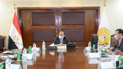 وزير التنمية المحلية يبحث مع مسئولي برنامج الأمم المتحدة الانمائي مجالات التعاون المشتركة