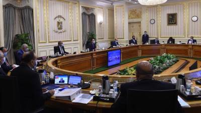 مجلس الوزراء يعفي سندات الاكتتاب في الخارج من الضرائب والرسوم