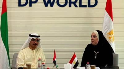 وزيرة التجارة والصناعة تلتقي رئيس "موانئ دبي" ومفاجآت استثمارية جديدة للمشروعات الصغيرة والمتوسطة في مصر