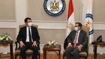 مباحثات مصرية كورية لتعزيز الشراكة في مجالي البترول والغاز