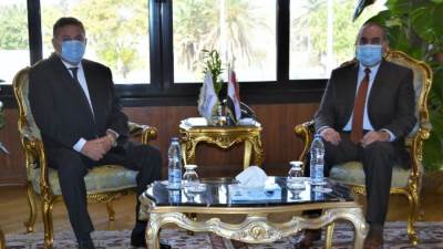 وزيرا قطاع الأعمال والطيران يبحثان إقامة مشروع سياحي بأرض "رأس جميلة" بشرم الشيخ