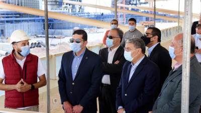 رئيس هيئة الاستثمار ومحافظ المنيا يتفقدان مشروع شركة "القناة للسكر"