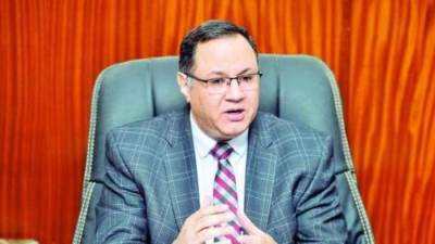  رئيس المركز القومي للبحوث يعلن: نجحنا في تصنيع لقاح مصري لفيروس كورونا