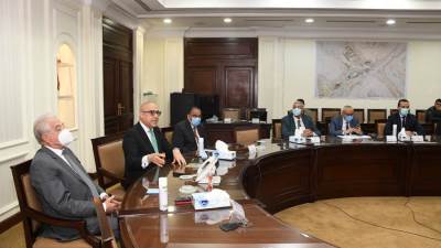 وزير الإسكان ومحافظ جنوب سيناء يستعرضان مشروع "التجلى الأعظم" بمدينة "سانت كاترين" 