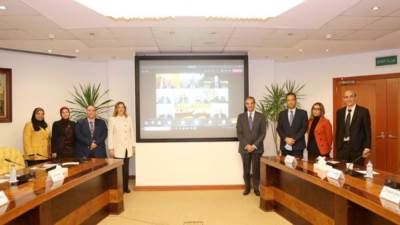 وزارة الاتصالات توقع مذكرة تفاهم مع جامعة أوتاوا الكندية في مجال الذكاء الاصطناعي