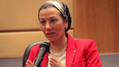 وزيرة البيئة تستعرض نتائج ومؤشرات خطة مواجهة نوبات تلوث الهواء الحاد