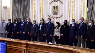 مدبولي يشهد توقيع بروتوكولات تنفيذ شبكات البنية التحتية والغاز الطبيعي لـ4 مناطق صناعية بقنا وسوهاج