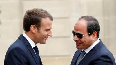 السيسي يصل لفرنسا لتنمية العلاقات الاستراتيجية والتنسيق السياسي المشترك