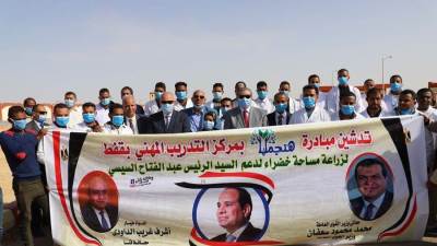 في إطار مبادرة هنجملها.. "سعفان" يغرس 520 شجرة علي 3 أفدنة بمركز تدريب "قفط" بقنا