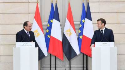 السيسي: بحثت مع ماكرون نشر التسامح بين الأديان والشعوب ومحاربة الإسلاموفوبيا