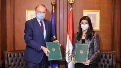 المشاط" تشهد توقيع تعديل برنامج دعم سياسات قطاع الصحة مع الاتحاد الأوروبي بقيمة 89 مليون يورو لمكافحة فيروس كورونا