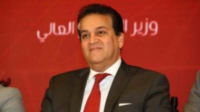 التعليم العالى تكشف عن 4 منح دراسية بالجامعة الأمريكية بالقاهرة