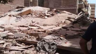 إنقاذ شاب من تحت أنقاض عقار حدائق القبة المنهار