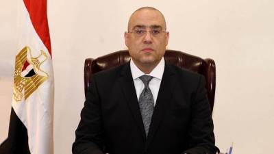 وزير الإسكان: بدء التشغيل التجريبى للمرحلة الأولى لمحطة معالجة الصرف الصحى بـ"ساقلتة"