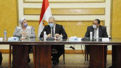 وزيرا الإسكان والبيئة يترأسان اجتماع اللجنة الوطنية لدراسة مشروع "التجلي الأعظم" بسانت كاترين