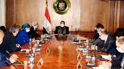 وزيرة التجارة والصناعة تبحث مع السفير الياباني بالقاهرة مستقبل العلاقات الأقتصادية المشتركة 