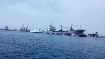 غلق مينائي بورتوفيق والزيتيات بالسويس بسبب سوء الأحوال الجوية