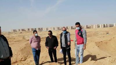 رئيس جهاز "6 أكتوبر الجديدة" يُكلف مسئولى الجهاز بالمتابعة الميدانية لمشروعات الطرق والمرافق والإسكان بالمدينة 