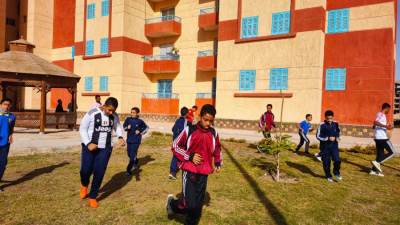 رئيس جهاز "قنا الجديدة": تنظيم "ماراثون رياضى" لطلاب المدارس لتشجيعهم على ممارسة الرياضة