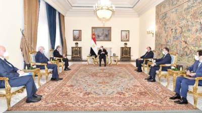 السيسي يبحث مستجدات جهود إعادة تنشيط عملية السلام والمسار التفاوضي للقضية الفلسطينية